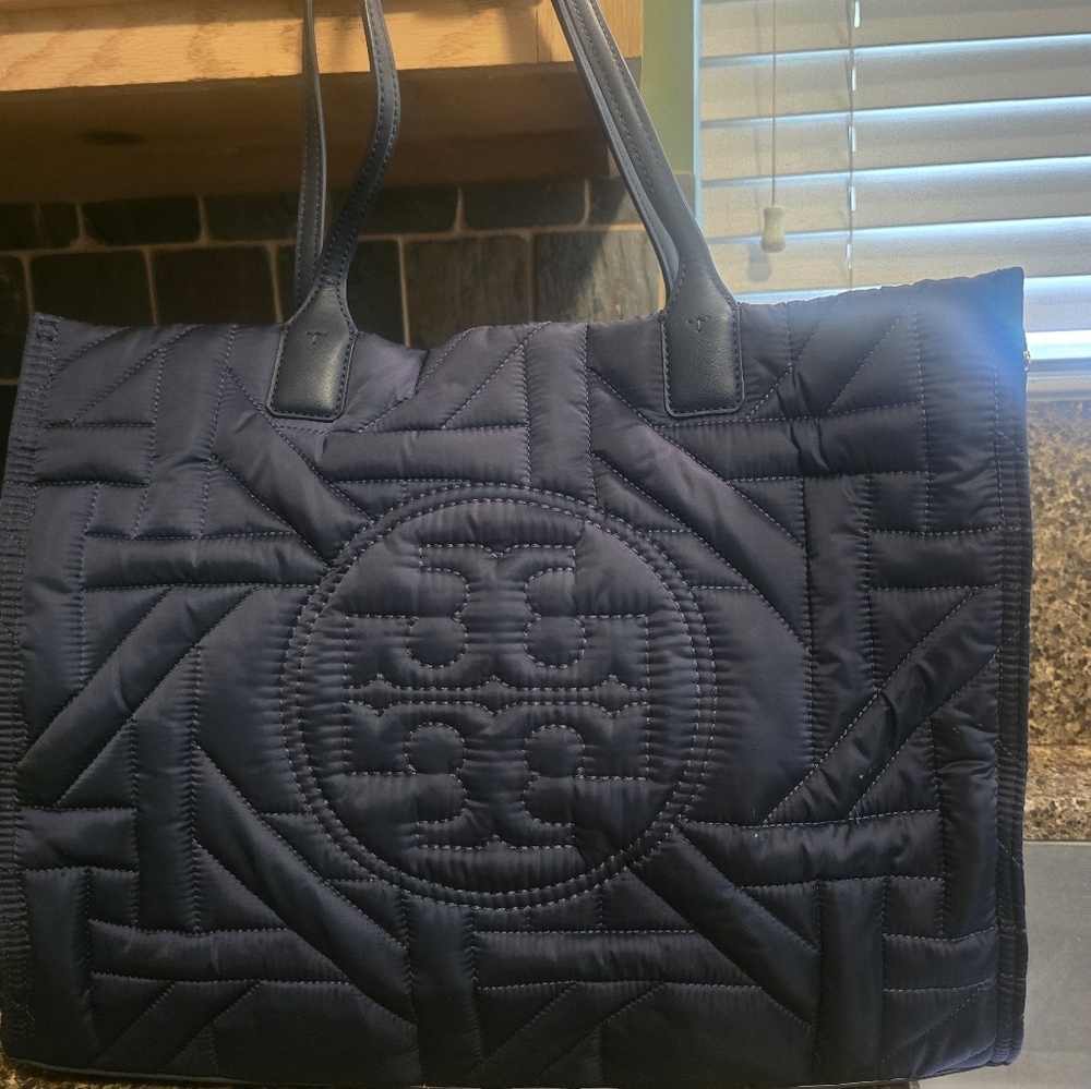 Tory Burch Quilted Logo Tote in Navy Blue